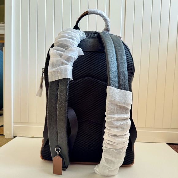 Coach Marvel West Backpack In Signature Canvas With Comic Patches - Picture 2 of 9